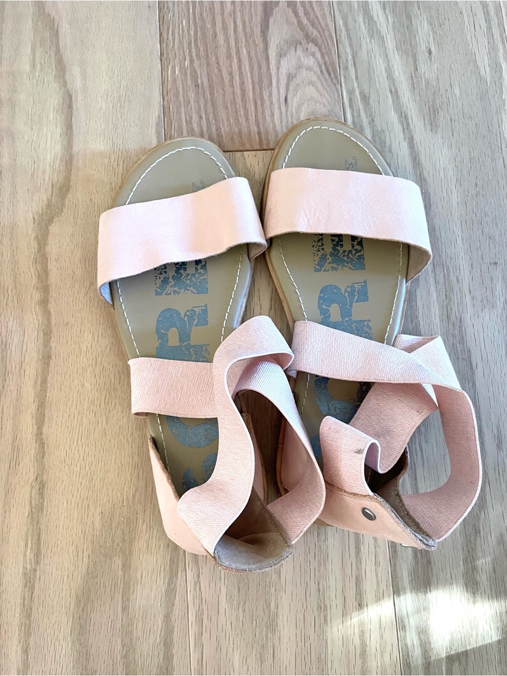 Sorel Ella Pink Tonic Melon Leather Strapy Sandals Sz 7.5 Minimalist NL3535-875 - Picture 4 of 9